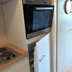 Apartment Captains Corner Strandstudio Fuer Zwei, Maritim & Nur Wenige Schritte Zum Parkplatz Inkl Fehmarn